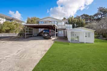 35 Nile Road, Kelston