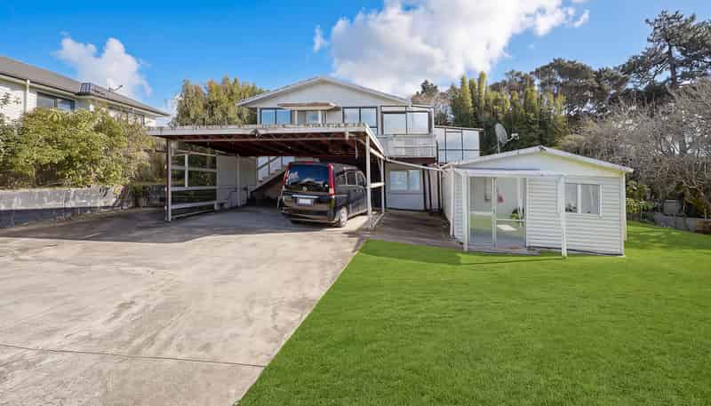 35 Nile Road, Kelston