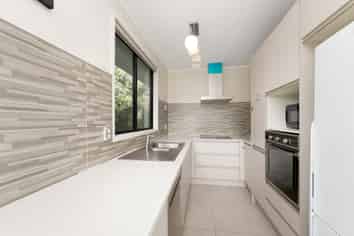 35 Nile Road, Kelston