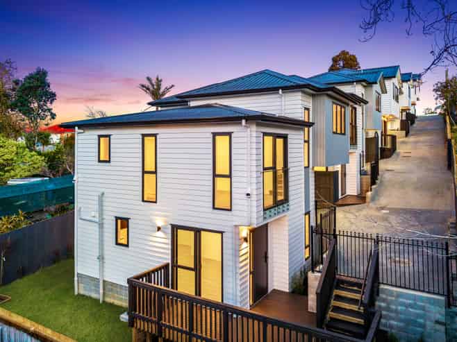 4&6/14 Eastglen Road, Glen Eden