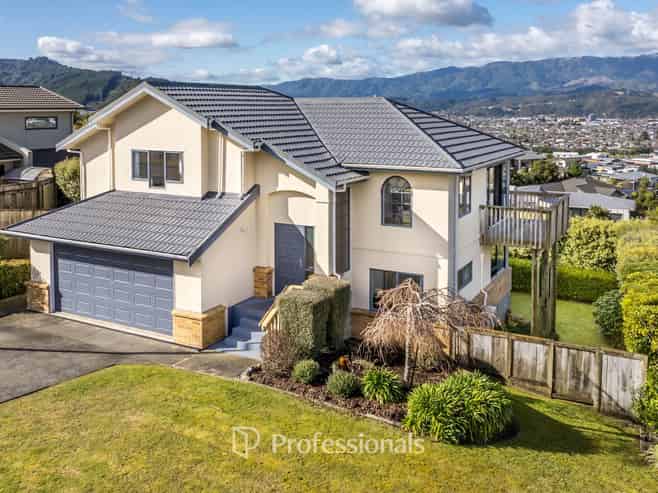 28 Kirton Drive, Riverstone Terraces