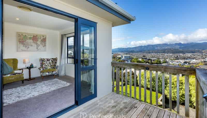 28 Kirton Drive, Riverstone Terraces