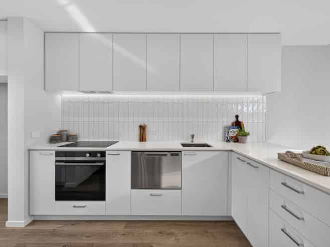 2/565 Madras Street, Saint Albans