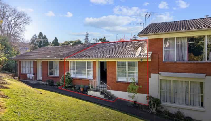 2/26 Cotter Avenue, Remuera