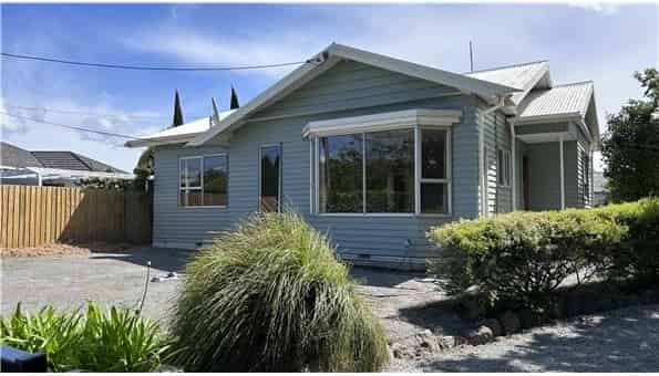 9 Woodchester Avenue, Richmond