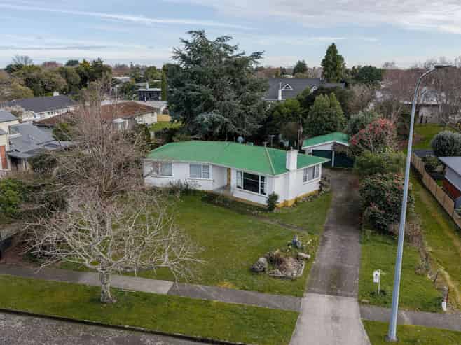 29 Long Melford Road, AWAPUNI