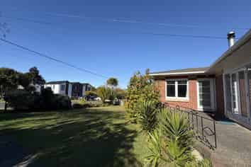 18 Roosevelt Road, Mangakakahi