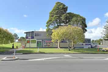 195M² RETAIL/OFFICE SPACE FOR LEASE
