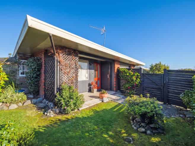 35 Cedar Crescent, Feilding
