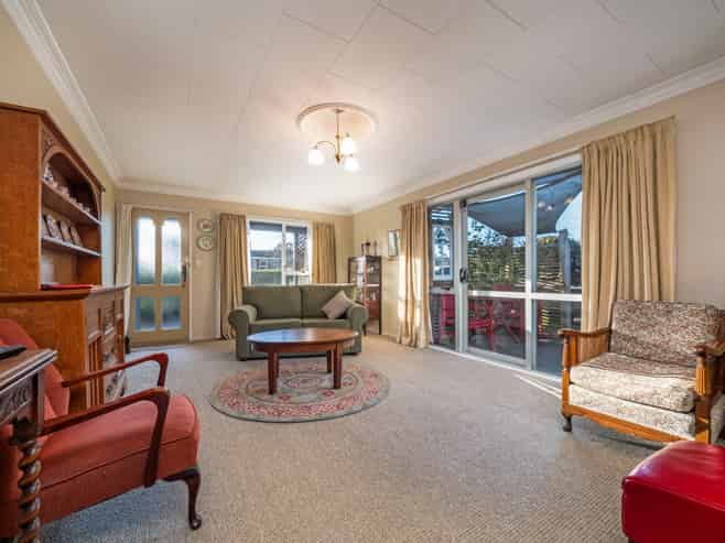 35 Cedar Crescent, Feilding