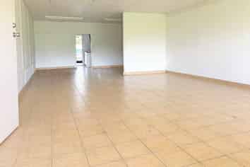 65M² RETAIL/OFFICE SPACE FOR LEASE
