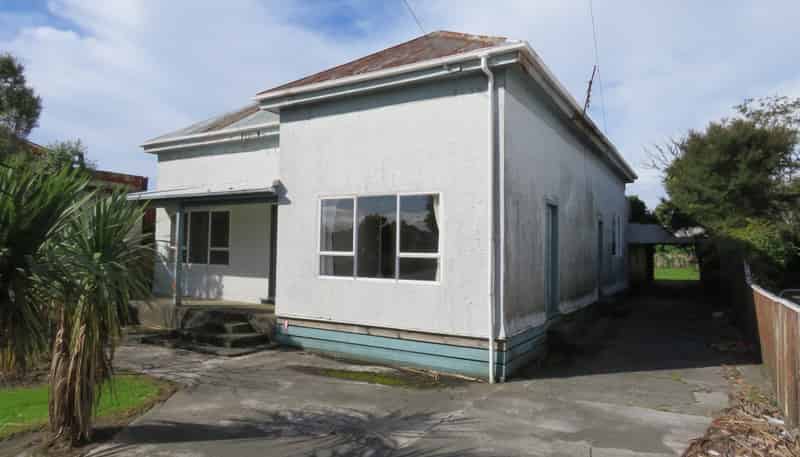 87 Derby Street, Westport