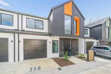 17 Elina Way, Heretaunga