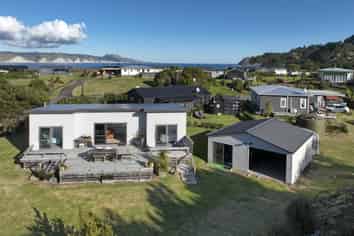 3 Kereru Place, Mahia