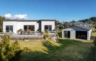 3 Kereru Place, Mahia