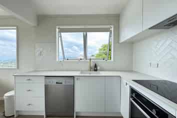 2/16 Orissa Crescent, Broadmeadows