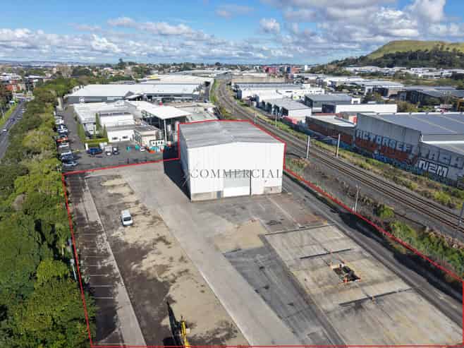 7,897sqm Premium Sealed Yard + 792sqm Warehouse