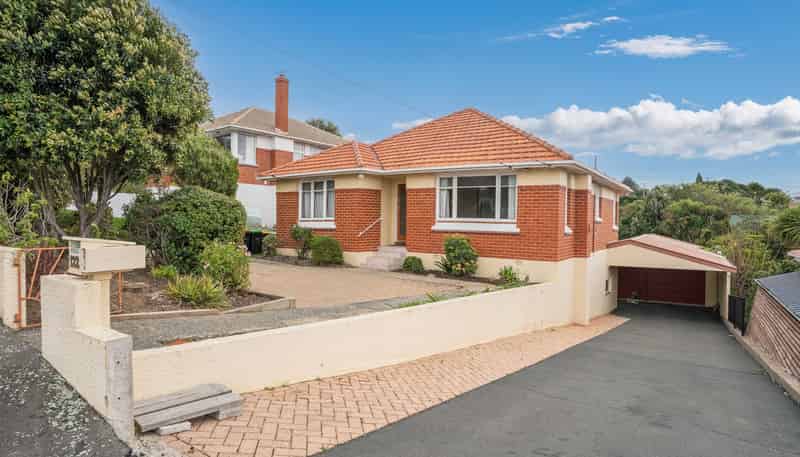 122 Easther Crescent, KEW