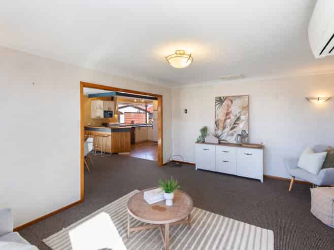 20 Saunders Place, Redwood