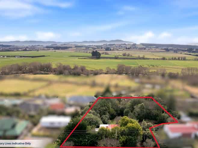 1600 Cust Road, Cust