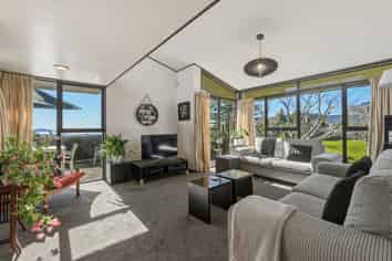 2 Exeter Place, Tihiotonga