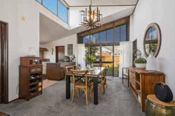 2 Exeter Place, Tihiotonga