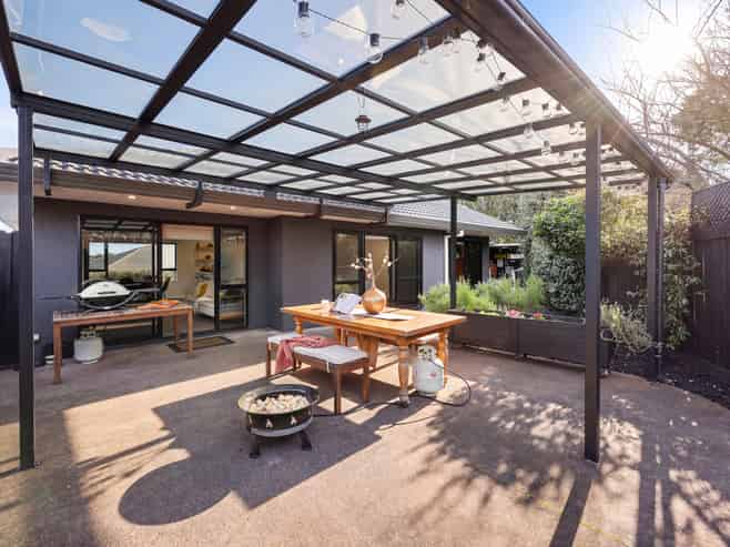 1/14 Kells Place, Botany Downs