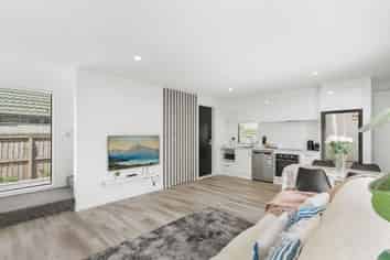 2/58 Division Street, Riccarton