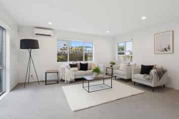 17A Wantwood Grove, Churton Park