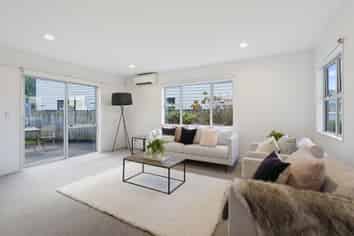 17A Wantwood Grove, Churton Park