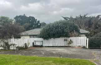 31 Dorset Grove, Cannons Creek