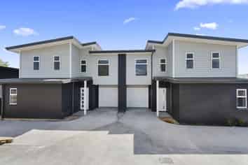 2/120 Horsham Downs Road, Rototuna