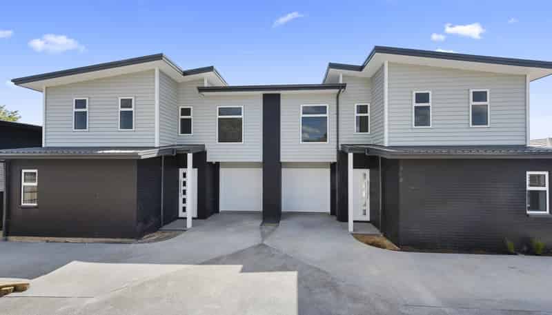2/120 Horsham Downs Road, Rototuna