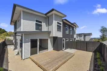 2/120 Horsham Downs Road, Rototuna