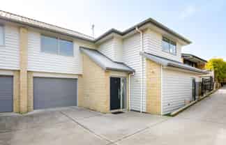 34A Houchens Road, Glenview