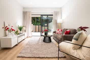 2/61 Madras Street, Khandallah