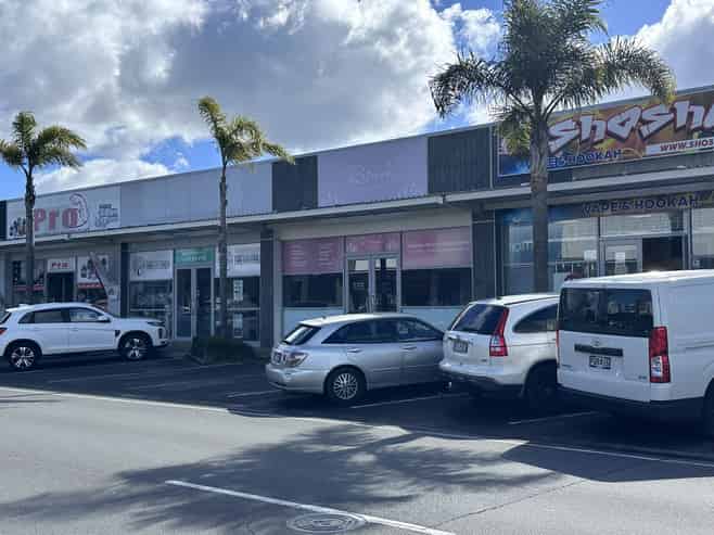 Papamoa central retail - summer is around the corner!
