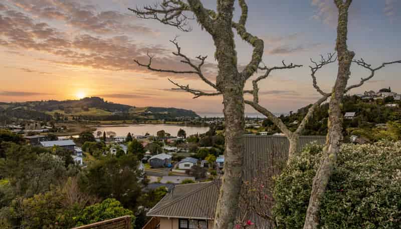 30 Windsor Drive, Tairua