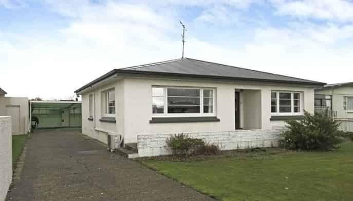 585 Tweed Street, Newfield