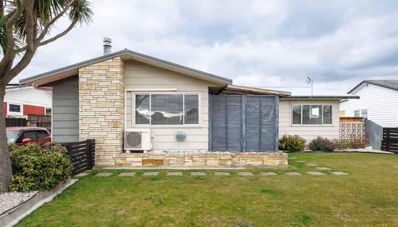 69 Alexander Avenue, Onekawa