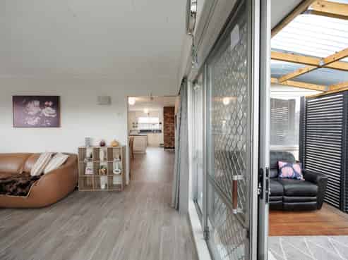 69 Alexander Avenue, Onekawa