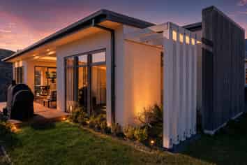 22 Hill Tops Way, Stoke