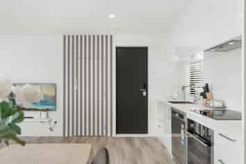 2/58 Division Street, Riccarton