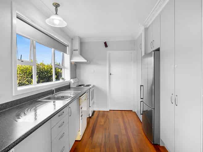 113A Tukapa Street, Westown