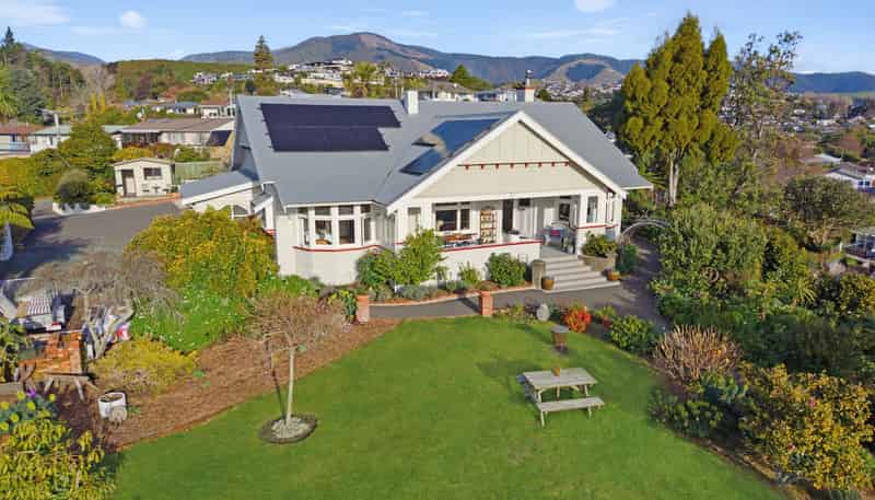 21 Douglas Road, Wakatu
