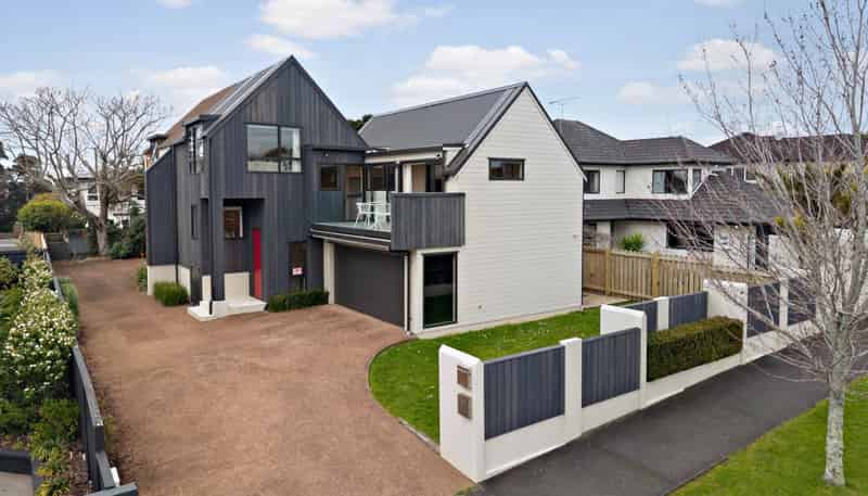 68 Long Drive, Saint Heliers