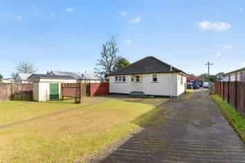 6 Wordsworth Crescent, Enderley