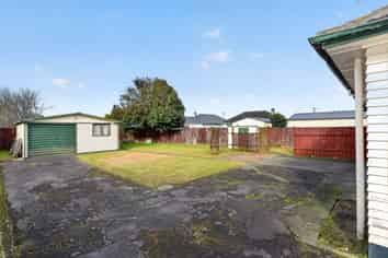 6 Wordsworth Crescent, Enderley