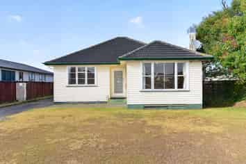 6 Wordsworth Crescent, Enderley