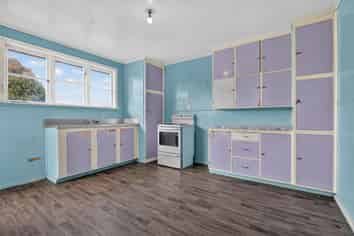 6 Wordsworth Crescent, Enderley